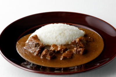 画像：COOKA"真夏のBBQブッフェ"でも提供。COOKAの定番「ビーフカレー」