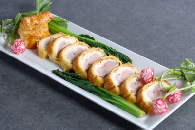 画像：国産豚フィレ肉のパイ包み焼