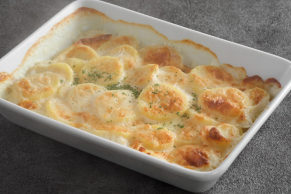 サラダ仕立てのチキンから揚げ