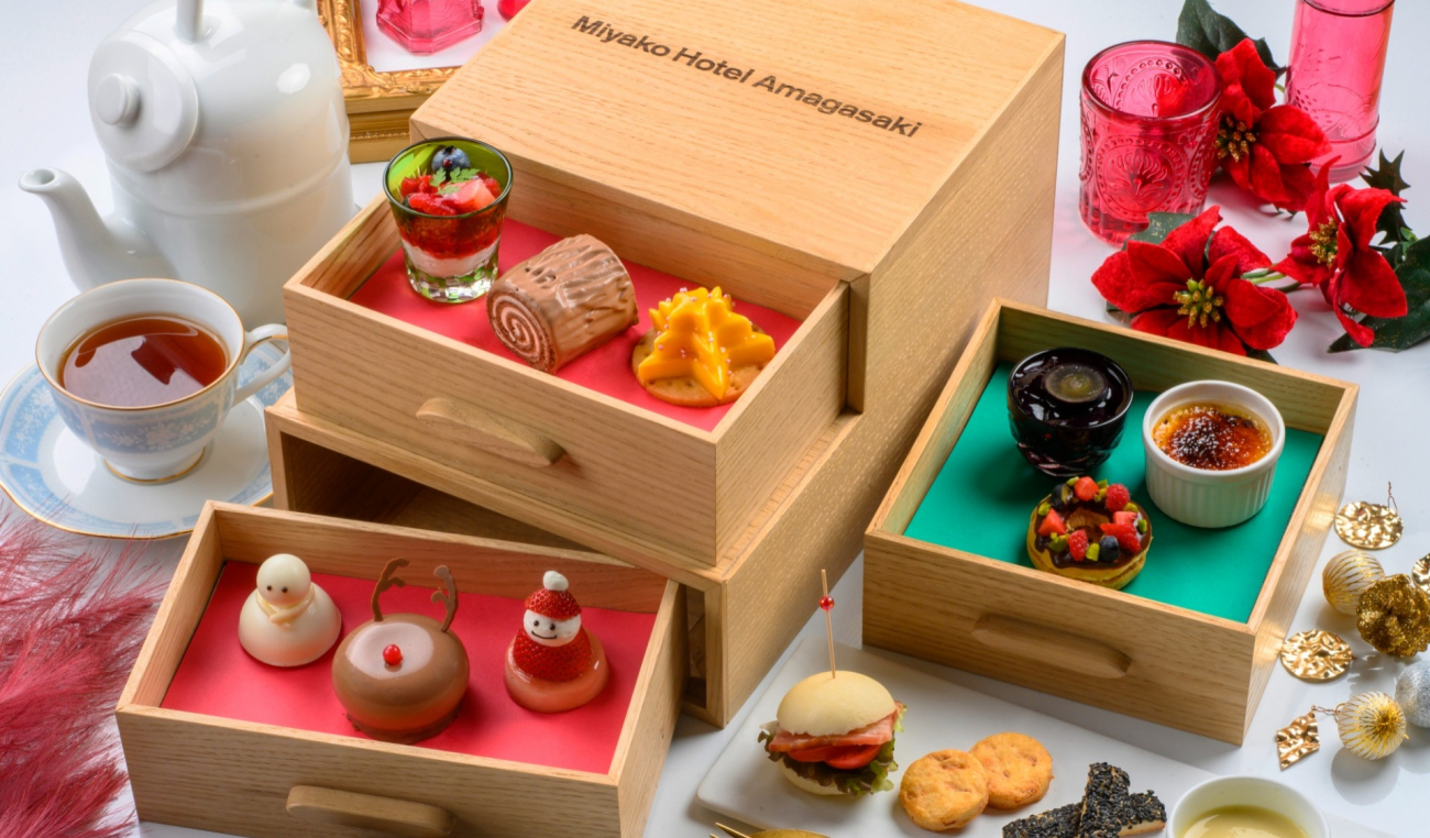 ロビーラウンジ ザ･ラウンジ＆ケーキショップ：クリスマスアフタヌーンティーの料理イメージ