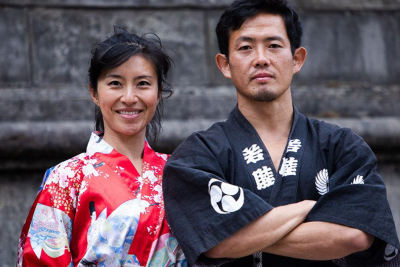 ニューイヤーブッフェ:アクロバットショー ヒロマクロ