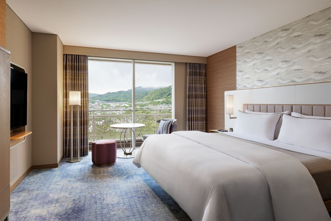 デラックス平安京ビュー ツイン または キング