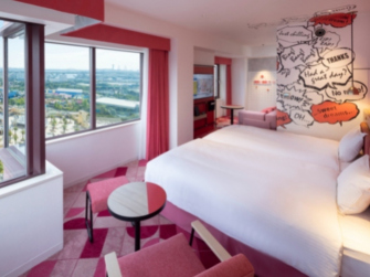 Spring Lively popデラックスコーナールーム