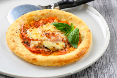 ピザマルゲリータ風｜オーダー＆ハーフブッフェイメージ