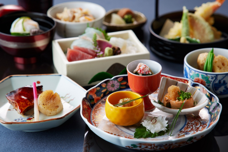 レストラン＆バー