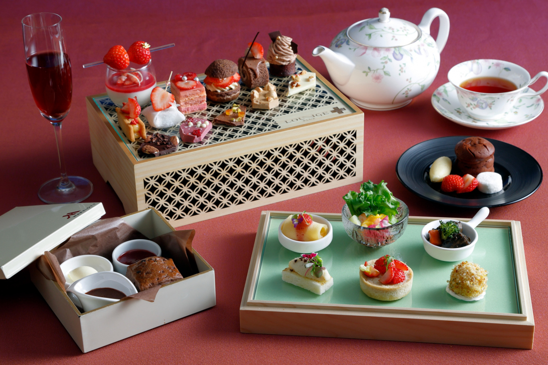 画像：LOUNGE PLUSのアフタヌーンティー