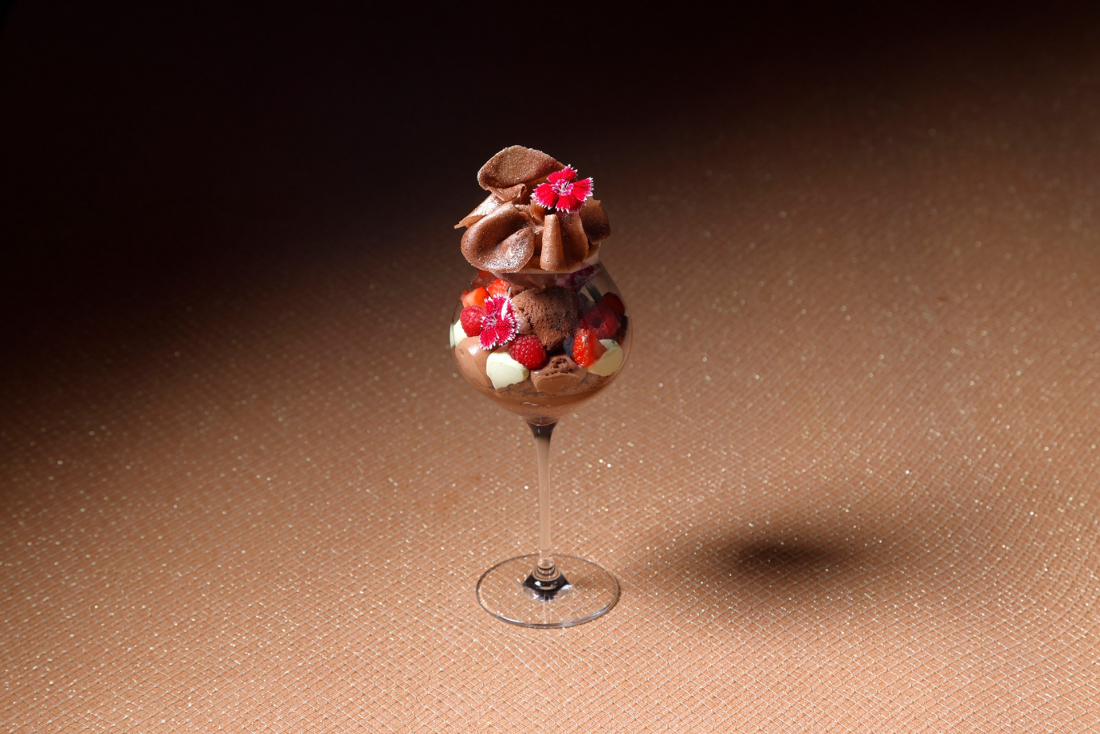 画像：LOUNGE PLUS「ショコラパフェ」