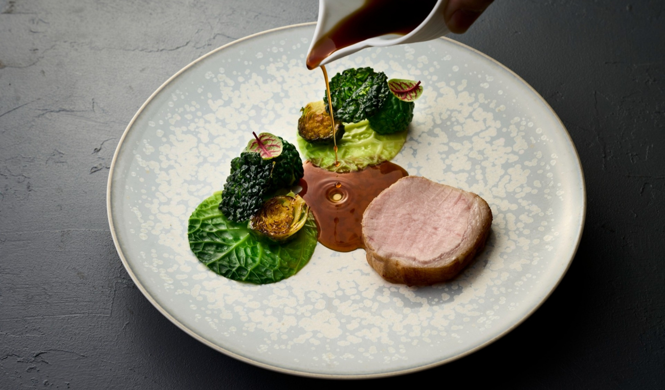 京丹波高原豚のロティ　キャベツとチョリソ　ジュドポー