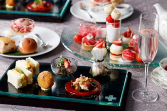 画像：桜といちごのアフタヌーンティー