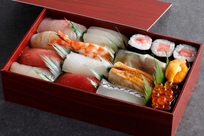 寿司詰め合わせ