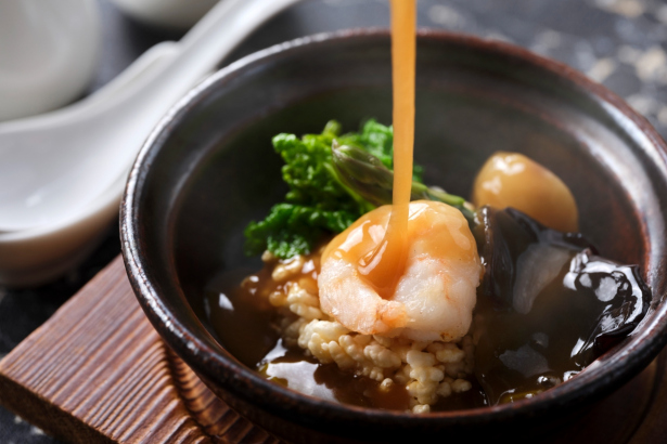 中国料理 四川：中華バル　春野菜の入った中華おこげのイメージ