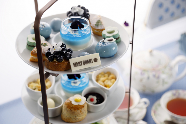 画像：マリークワントとのコラボレーションアフタヌーンティー"Sky Bloom Afternoon Tea"のデセール