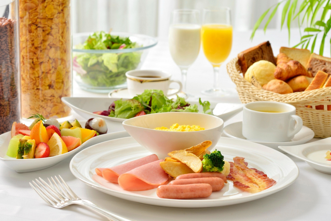 レストランアゼリア　シェフのご挨拶　料理イメージ