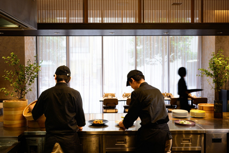 レストラン