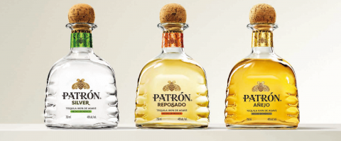 画像：PATRON プレミアムテキーラのボトル集合