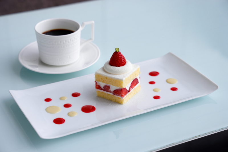 画像：LOUNGE PLUSのケーキセット